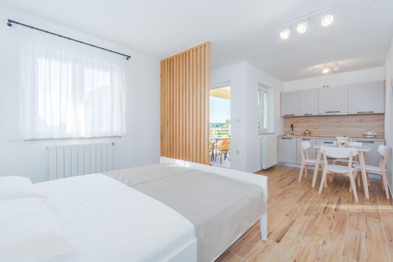 Apartmani Martincic Novigrad Istria Eksteriør bilde